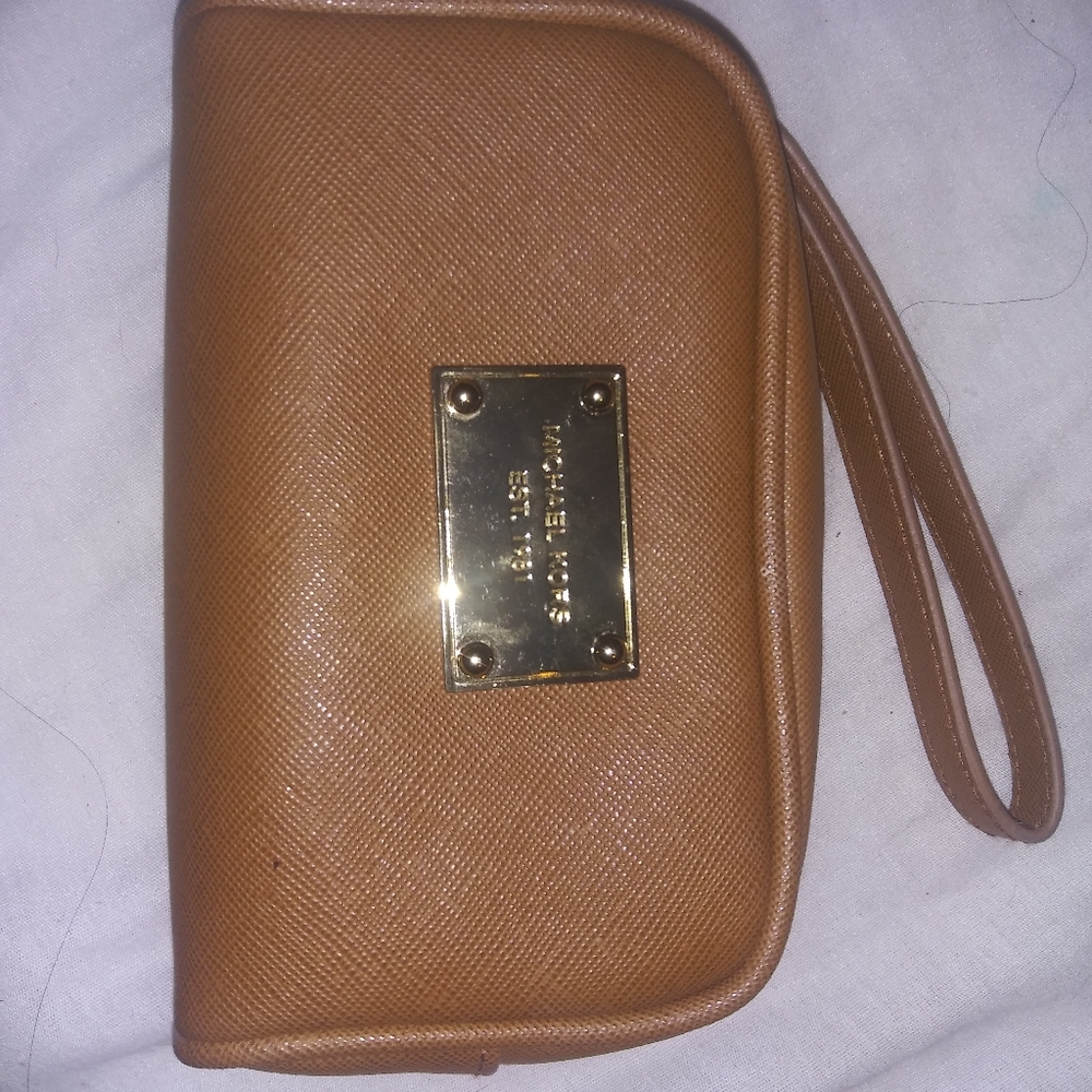 Michael Kors Wristlet